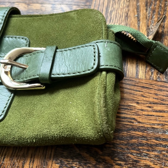 Banana Republic Green Cow Leather Clutch - Picture 5 of 14